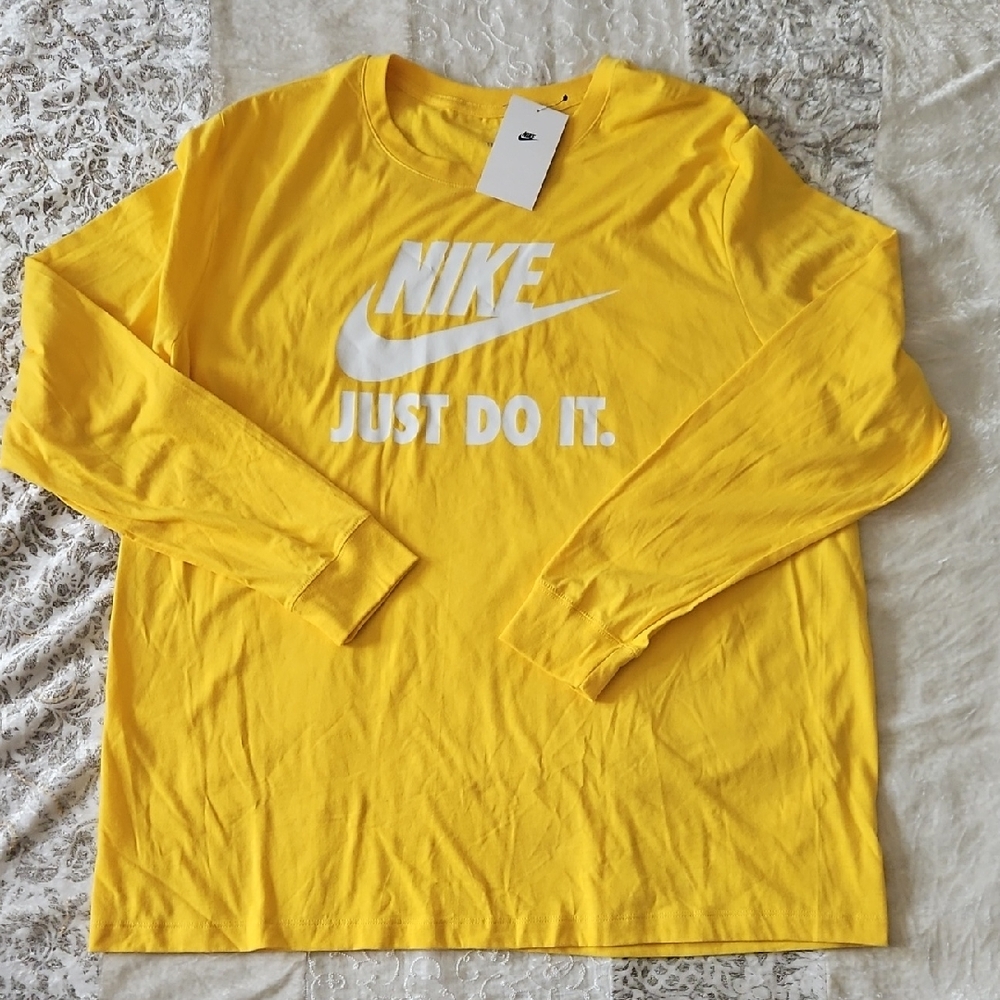 Nike XXL Bright Yellow Long Sleeve Tee
